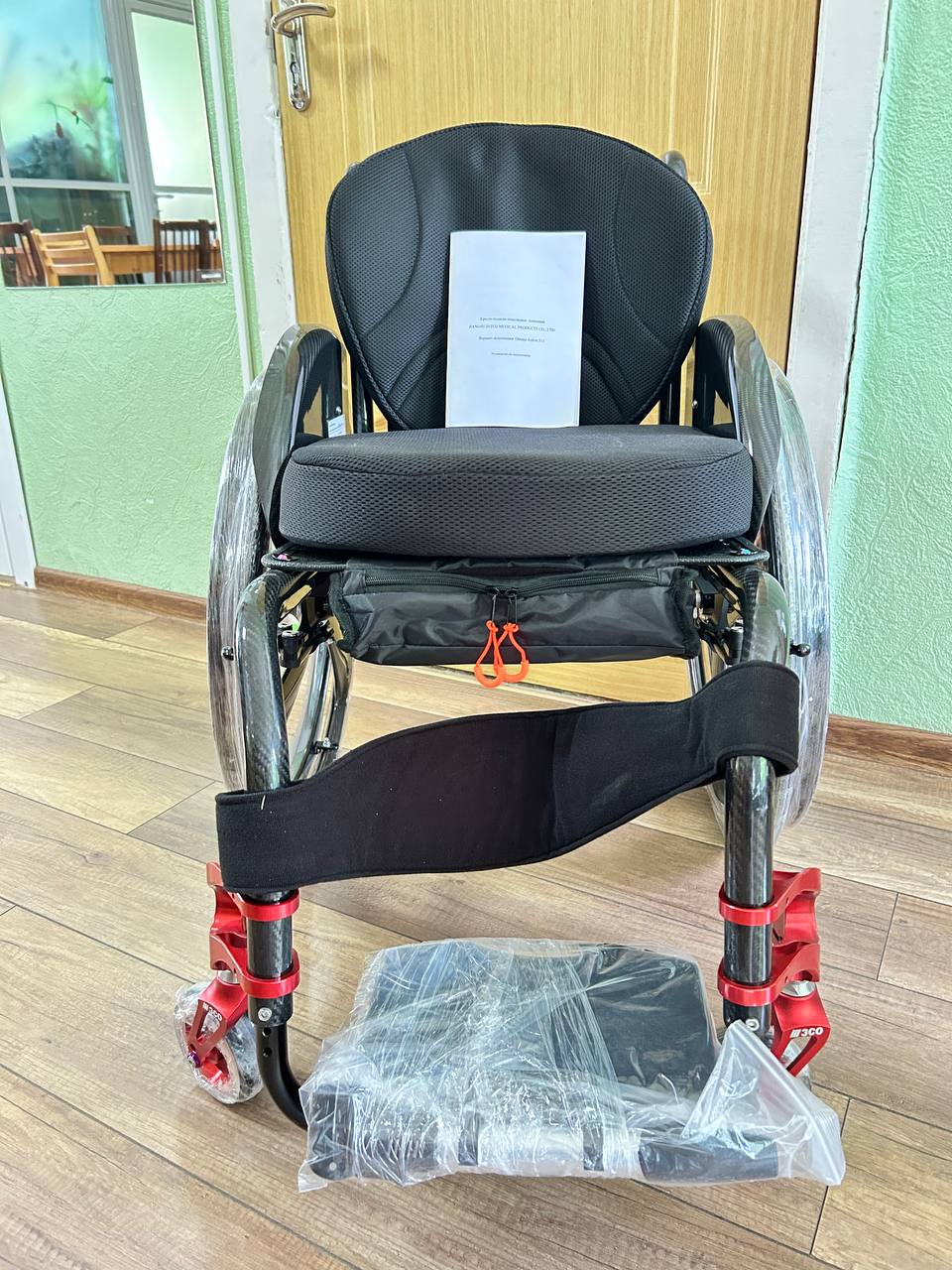 Кресло-коляска активного типа вариант исполнения Omega Active 311
